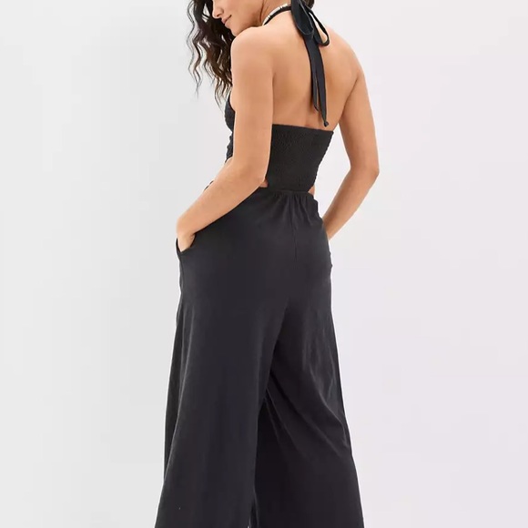 NWT American Eagle black cut out jumpsuit - Picture 2 of 5